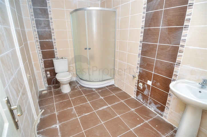 شقة فسيحة 3 + 1 في لارا ، كوندو