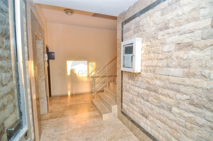 شقة فسيحة 3 + 1 في لارا ، كوندو