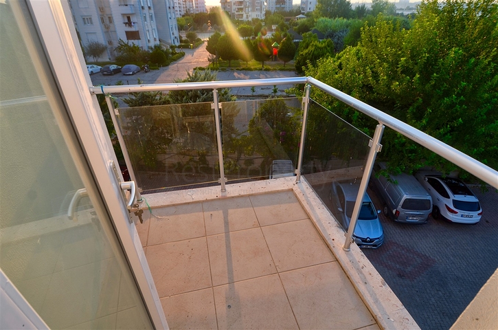 شقة فسيحة 3 + 1 في لارا ، كوندو