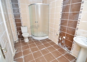 شقة فسيحة 3 + 1 في لارا ، كوندو