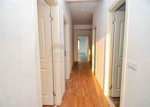 شقة فسيحة 3 + 1 في لارا ، كوندو