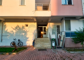 شقة فسيحة 3 + 1 في لارا ، كوندو