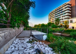 شقة فسيحة 3 + 1 في لارا ، كوندو