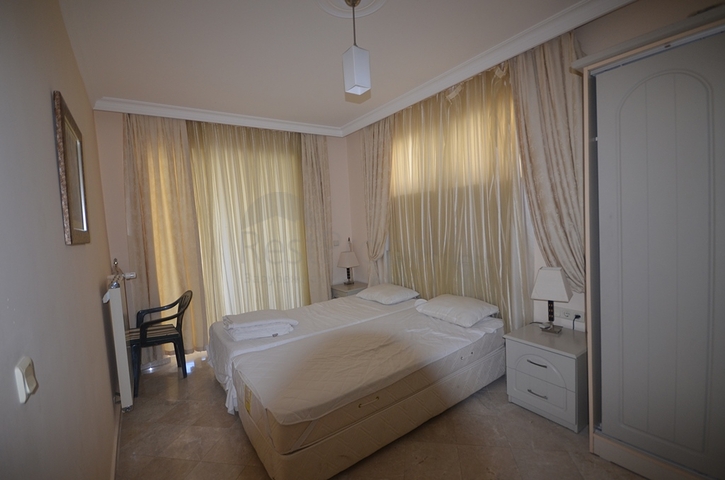 عقارات في فتحية - فيلا اطلالة بحر - 4 غرف وصالة . 