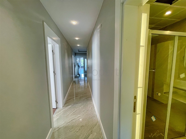 شقة واسعة 3 + 1 على مسافة قريبة من البحر في ليمان أنطاليا