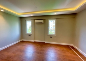 شقة واسعة 3 + 1 على مسافة قريبة من البحر في ليمان أنطاليا