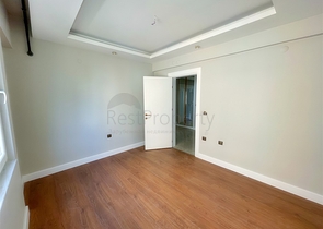 شقة واسعة 3 + 1 على مسافة قريبة من البحر في ليمان أنطاليا