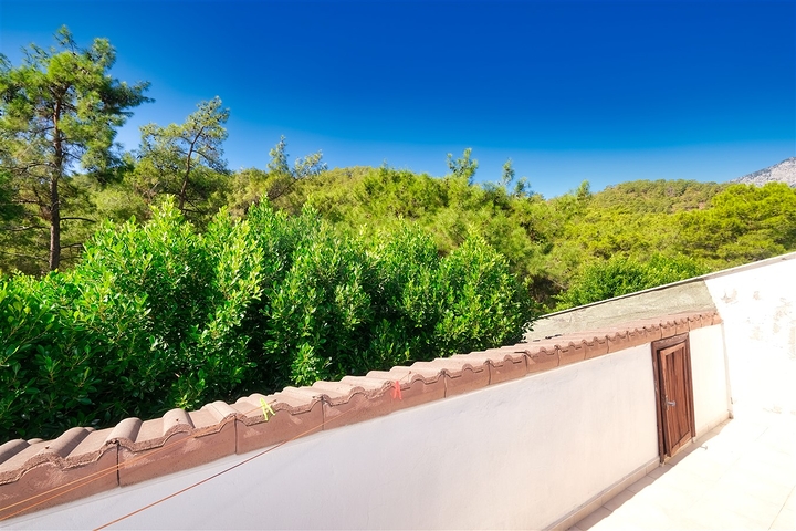 شقة 3 + 1 في منطقة خلابة في كيمير - أنطاليا