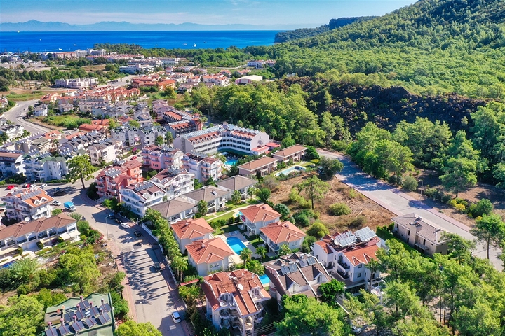 شقة 3 + 1 في منطقة خلابة في كيمير - أنطاليا