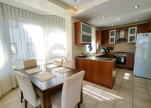 شقة 3 + 1 في منطقة خلابة في كيمير - أنطاليا