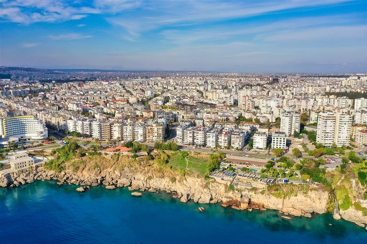 مشروع استثماري جديد في وسط مدينة أنطاليا