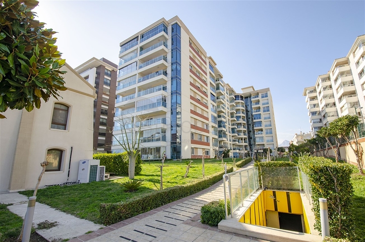 شقة على البحر   3 + 1 في ليمان - انطاليا