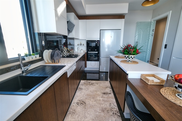 مشروع استثماري بإطلالة مميزة في كيبيز - أنطاليا