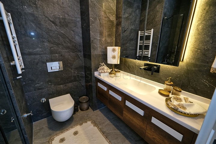 مشروع استثماري بإطلالة مميزة في كيبيز - أنطاليا