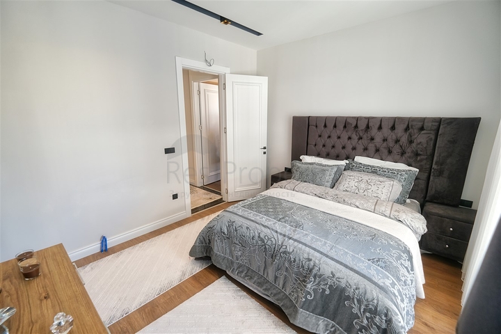 مشروع استثماري بإطلالة مميزة في كيبيز - أنطاليا