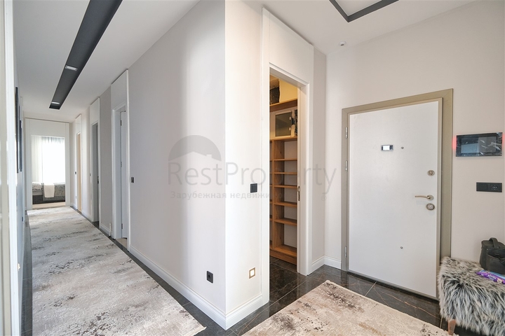 مشروع استثماري بإطلالة مميزة في كيبيز - أنطاليا