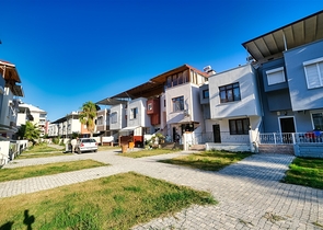  فيلا 3 + 1 في منطقة في هورما - انطاليا