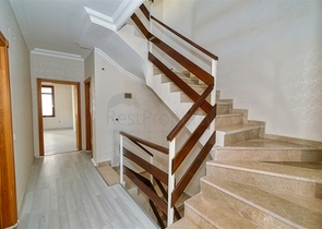  فيلا 3 + 1 في منطقة في هورما - انطاليا