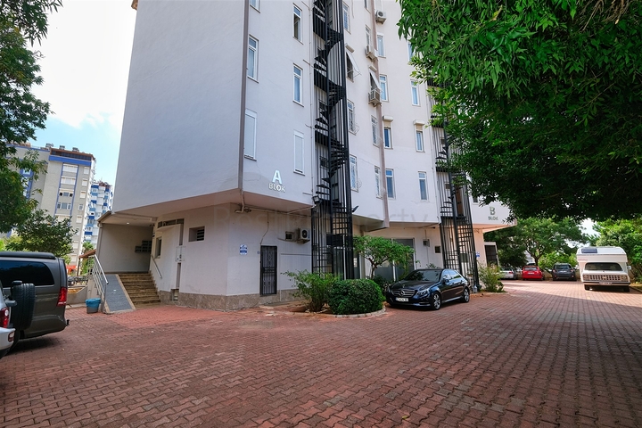 شقة 2 + 1 في منطقة كوشكافاجي - أنطاليا