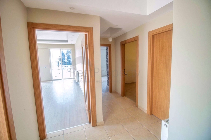  شقة 3 + 1 في منطقة كيزيلتوبراك - أنطاليا