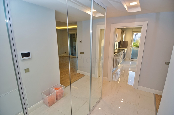 شقة 2 + 1 بتصميم مميز في منطقة مراد باشا المرموقة