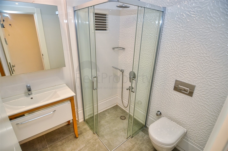 شقة 2 + 1 بتصميم مميز في منطقة مراد باشا المرموقة