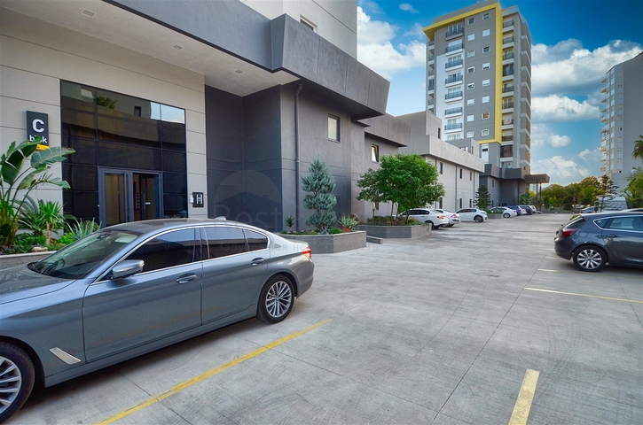 شقة 2 + 1 بتصميم مميز في منطقة مراد باشا المرموقة