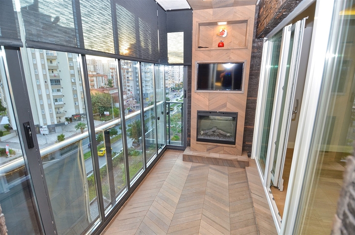 شقة 2 + 1 بتصميم مميز في منطقة مراد باشا المرموقة