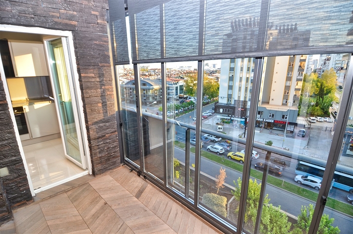 شقة 2 + 1 بتصميم مميز في منطقة مراد باشا المرموقة