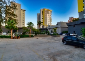 شقة 2 + 1 بتصميم مميز في منطقة مراد باشا المرموقة