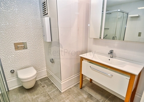 شقة 2 + 1 بتصميم مميز في منطقة مراد باشا المرموقة