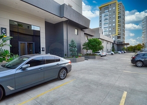 شقة 2 + 1 بتصميم مميز في منطقة مراد باشا المرموقة