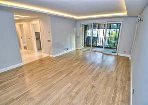 شقة 2 + 1 بتصميم مميز في منطقة مراد باشا المرموقة