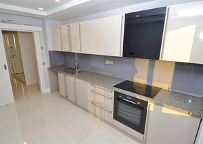 شقة 2 + 1 بتصميم مميز في منطقة مراد باشا المرموقة