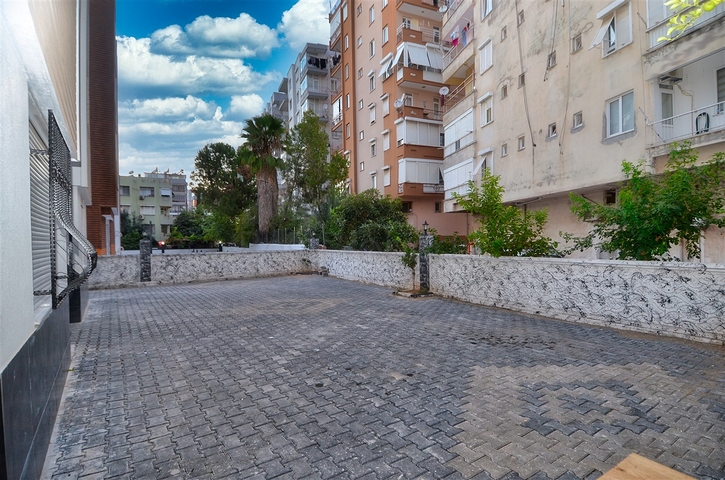 شقة 2 + 1 في وسط أنطاليا