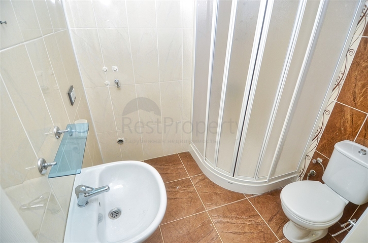 شقة 1 + 1 في وسط أنطاليا