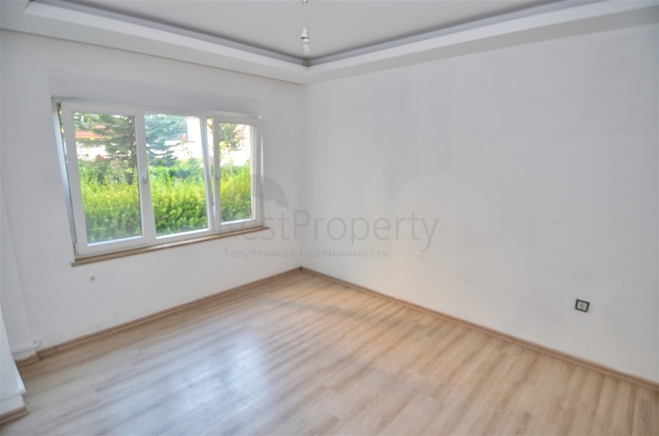 شقة 1 + 1 في وسط أنطاليا