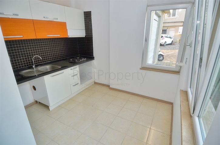 شقة 1 + 1 في وسط أنطاليا