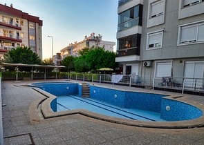 شقة 1 + 1 في وسط أنطاليا