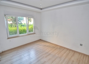 شقة 1 + 1 في وسط أنطاليا