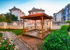 شقة 1 + 1 في وسط أنطاليا