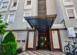 شقة 1 + 1 في وسط أنطاليا