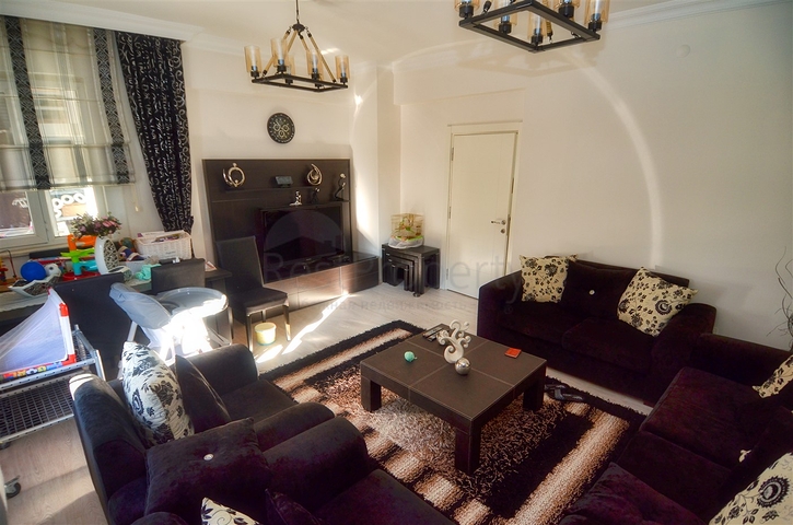 شقة 3 + 1 في وسط انطاليا