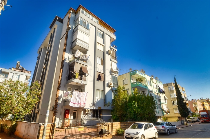 شقة 3 + 1 في وسط انطاليا