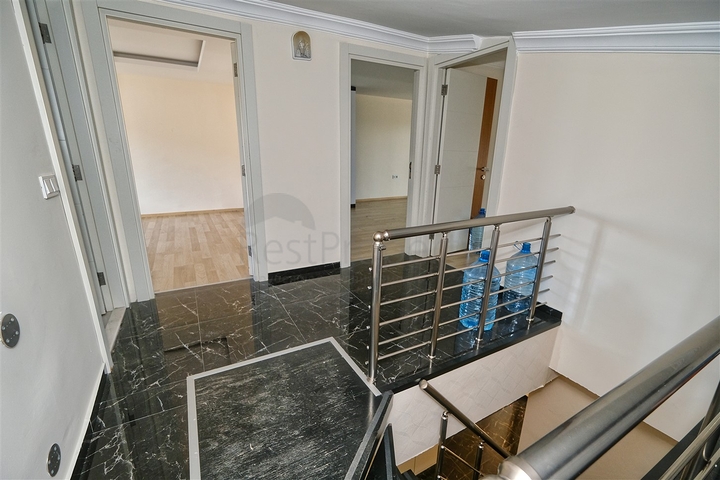 شقة 4 + 1 في منطقة هورما - أنطاليا