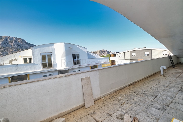 شقة 4 + 1 في منطقة هورما - أنطاليا