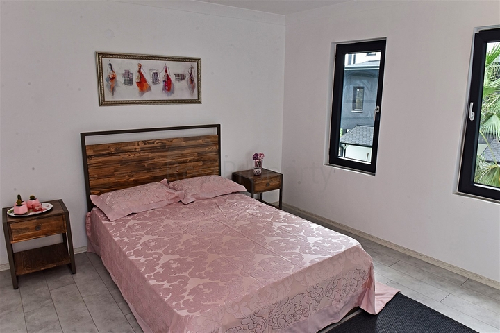 فلل للبيع في كيمر - ضمن مجمع فاخر -واسعار مناسبة 