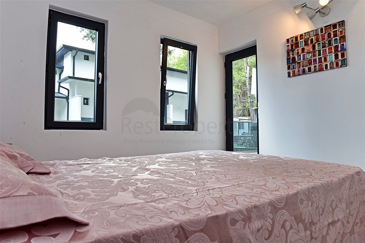 فلل للبيع في كيمر - ضمن مجمع فاخر -واسعار مناسبة 