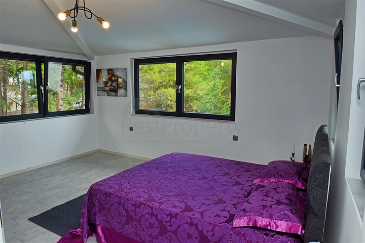 فلل للبيع في كيمر - ضمن مجمع فاخر -واسعار مناسبة 