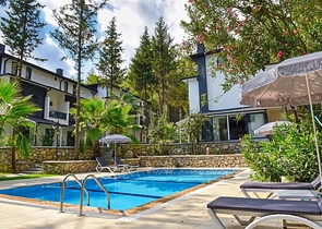 فلل للبيع في كيمر - ضمن مجمع فاخر -واسعار مناسبة 